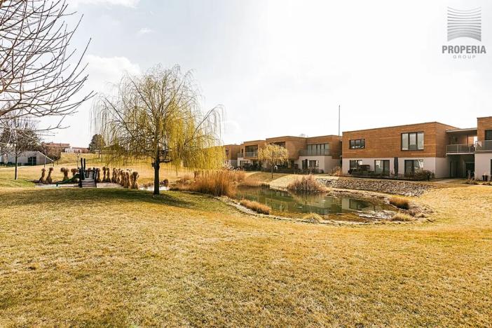 Prodej bytu 1+kk, Slavkov u Brna, Pod Oborou, 31 m2