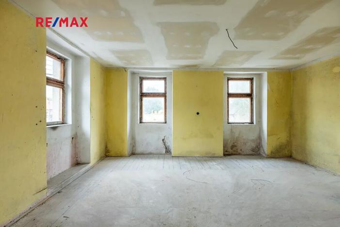 Prodej činžovního domu, Koleč, 404 m2