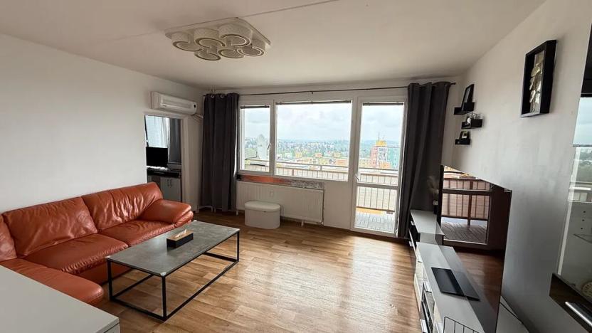 Prodej bytu 3+1, Plzeň, Břeclavská, 65 m2