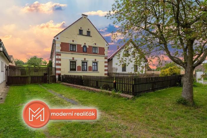 Prodej rodinného domu, Petrohrad, 247 m2