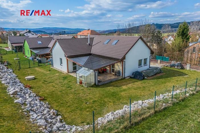 Prodej rodinného domu, Koněprusy, 113 m2