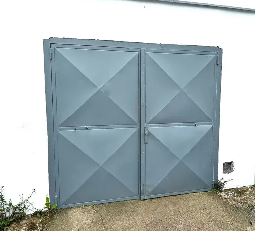 Pronájem garáže, Kadaň, 24 m2