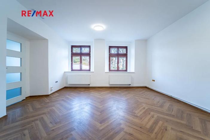 Pronájem kanceláře, Kolín, Zahradní, 69 m2