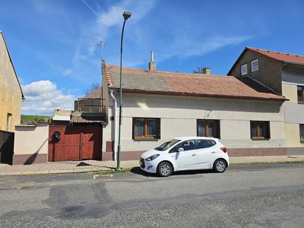 Prodej rodinného domu, Třebenice, Nádražní, 110 m2