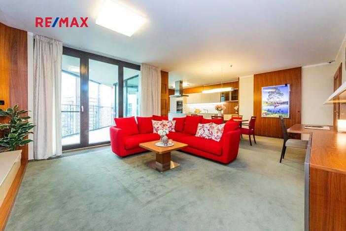 Prodej bytu 4+kk, Praha - Žižkov, Ke kapslovně, 166 m2