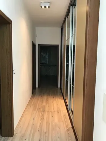 Prodej bytu 4+1, Karlovy Vary, Pražská silnice, 119 m2