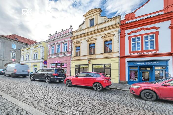 Prodej rodinného domu, Kolín, Pražská, 241 m2