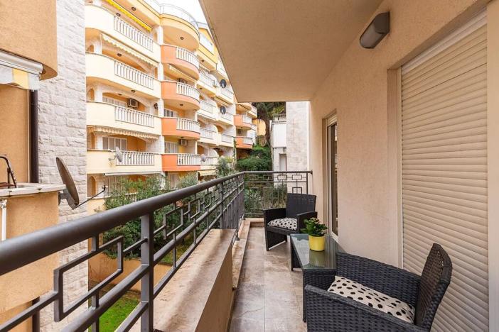 Prodej bytu 2+kk, Budva, Černá Hora, 74 m2