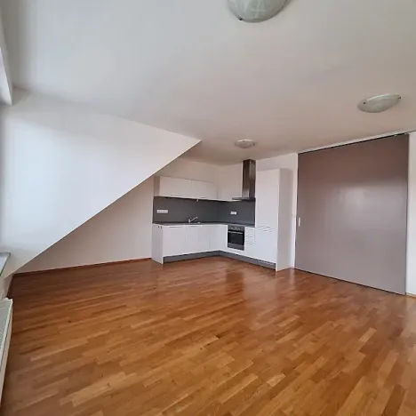 Pronájem bytu 2+kk, Praha - Smíchov, Fráni Šrámka, 50 m2