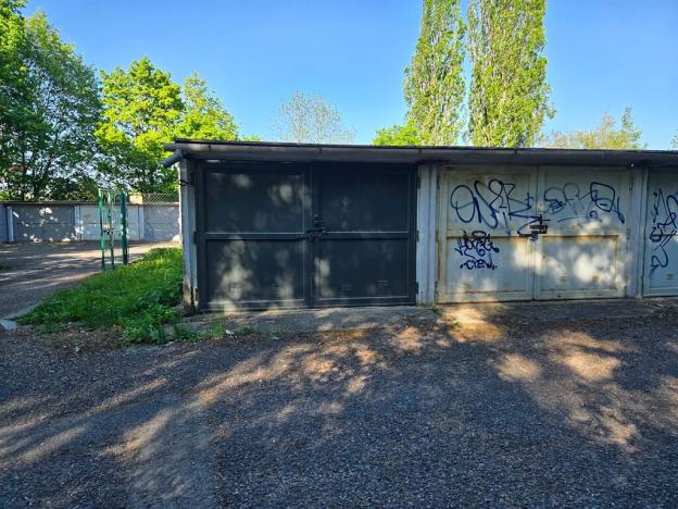 Pronájem garáže, Brno, Černovičky, 18 m2
