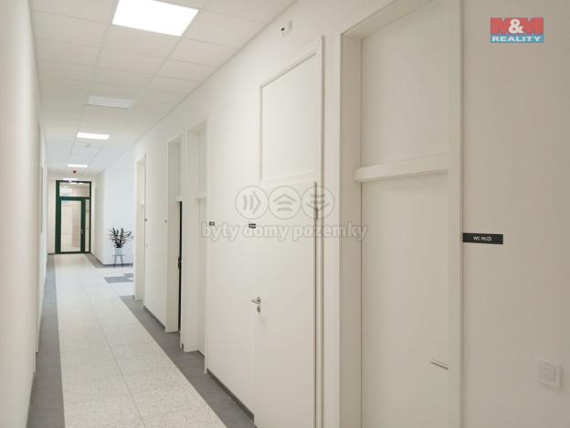 Pronájem obchodního prostoru, Opava - Město, Masarykova třída, 100 m2