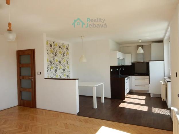 Prodej bytu 3+1, Svratka, Družstevní, 78 m2