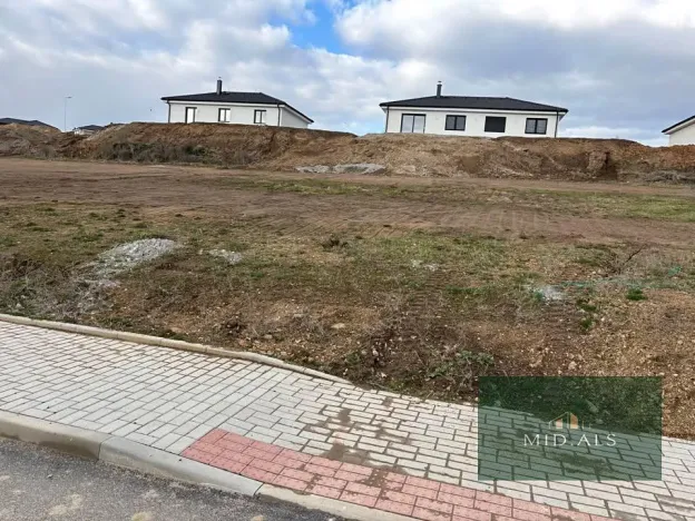 Prodej pozemku pro bydlení, Hosín, 754 m2