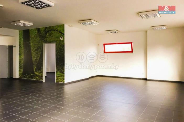 Prodej obchodního prostoru, Uherské Hradiště, Tř. Maršála Malinovského, 300 m2