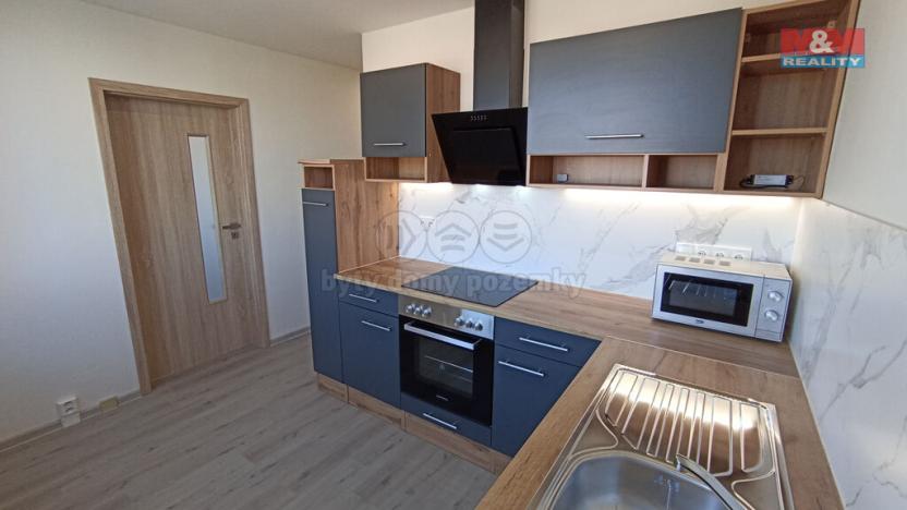 Pronájem bytu 3+1, Žatec, Šafaříkova, 66 m2