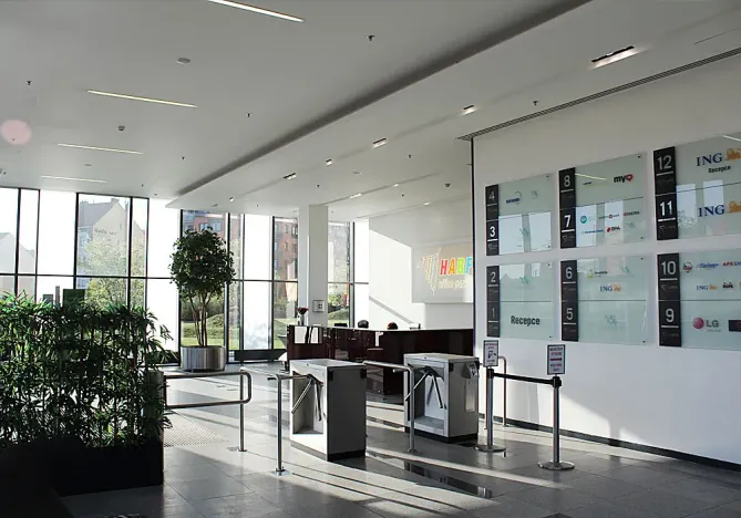 Pronájem kanceláře, Praha - Libeň, Českomoravská, 300 m2