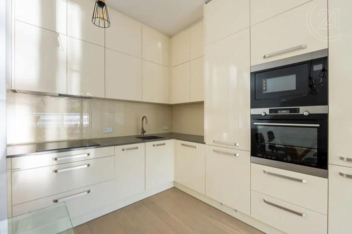 Pronájem bytu 2+kk, Praha - Nové Město, 59 m2