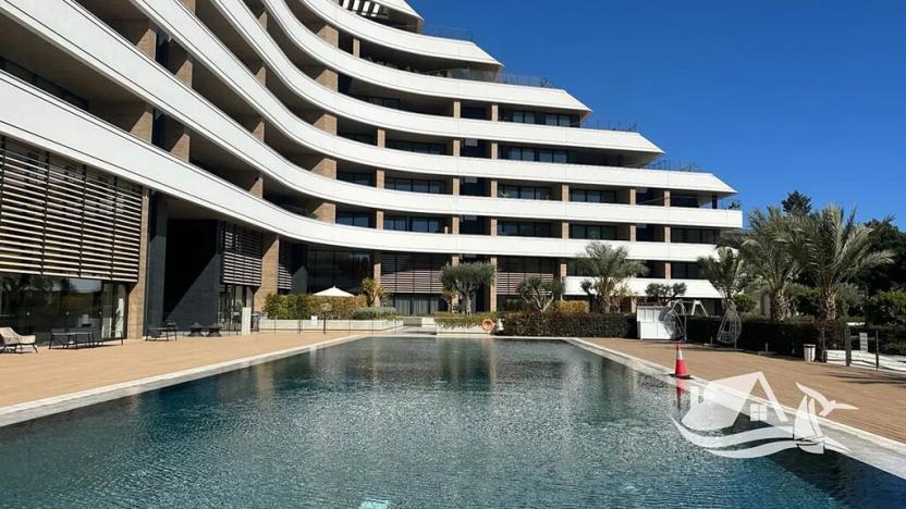 Prodej atypického bytu, Lemesos, Kypr, 120 m2