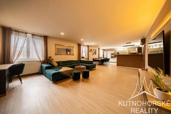Prodej komerční nemovitosti, Kutná Hora, Zvěřinova, 317 m2