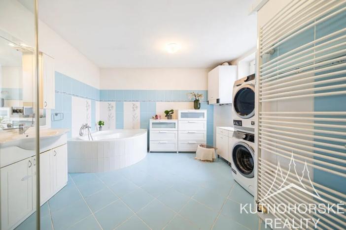 Prodej komerční nemovitosti, Kutná Hora, Zvěřinova, 317 m2