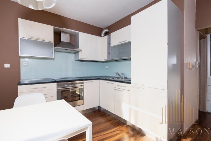 Pronájem bytu 1+kk, Praha - Vysočany, Na Harfě, 43 m2