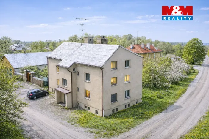 Prodej činžovního domu, Svojšice, 705 m2