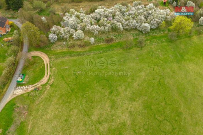 Prodej pole, Staré Město, 1837 m2