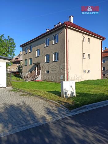 Prodej bytu 3+1, Lužice, 75 m2