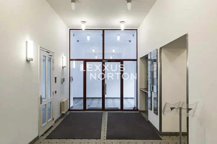 Pronájem kanceláře, Praha - Nové Město, Václavské náměstí, 534 m2