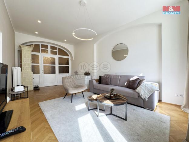 Pronájem bytu 2+1, Karlovy Vary, Tržiště, 51 m2