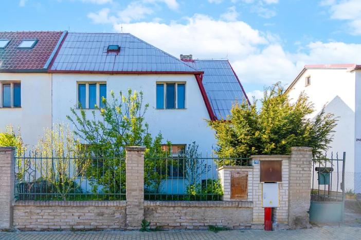 Prodej rodinného domu, Praha - Suchdol, Stržná, 273 m2