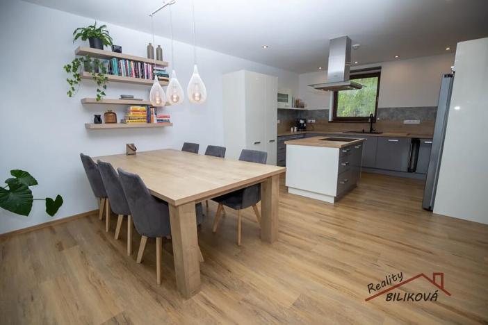 Prodej rodinného domu, Lázně Toušeň, Hlavní, 214 m2