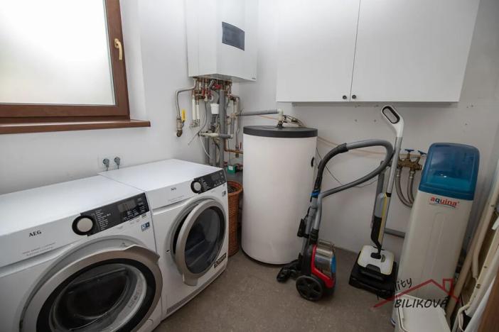 Prodej rodinného domu, Lázně Toušeň, Hlavní, 214 m2