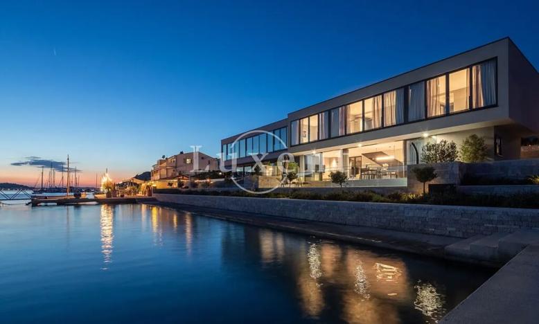 Prodej vily, Šibenik, Chorvatsko, 200 m2