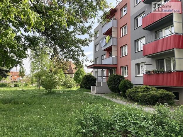 Prodej bytu 3+1, Břeclav, Kpt. Jaroše, 76 m2