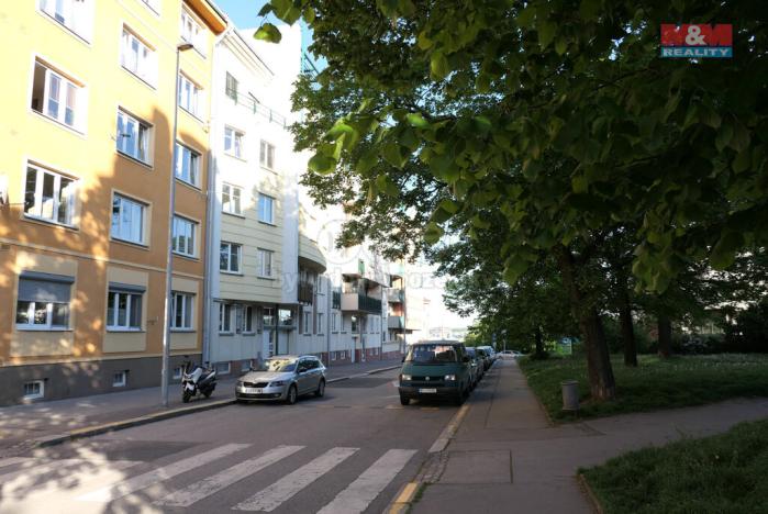 Pronájem bytu 1+kk, Praha - Libeň, Kašparovo náměstí, 28 m2