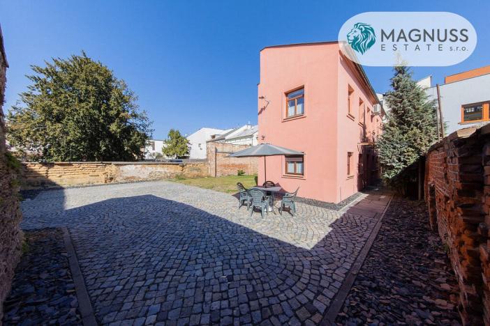 Prodej rodinného domu, Šternberk, Hlavní náměstí, 96 m2