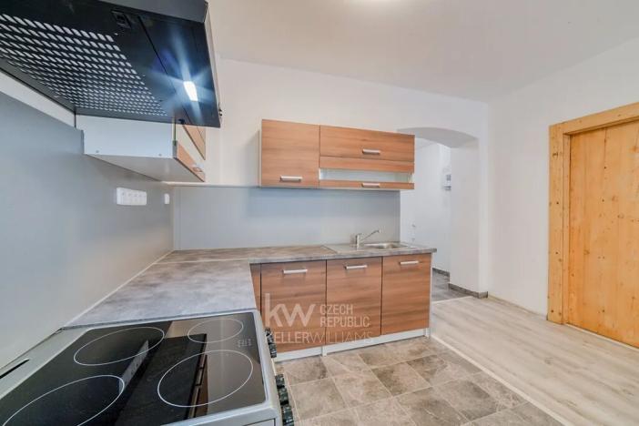 Pronájem bytu 2+kk, Cheb, 50 m2