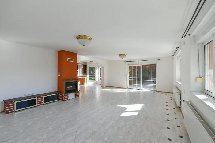 Prodej rodinného domu, Světice, 400 m2