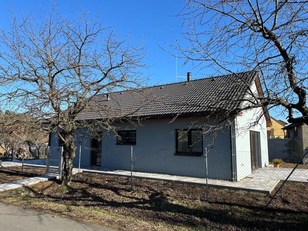 Prodej rodinného domu, Ptení, 92 m2