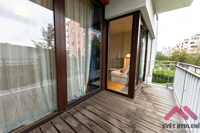 Pronájem bytu 2+kk, Praha - Holešovice, Jankovcova, 54 m2