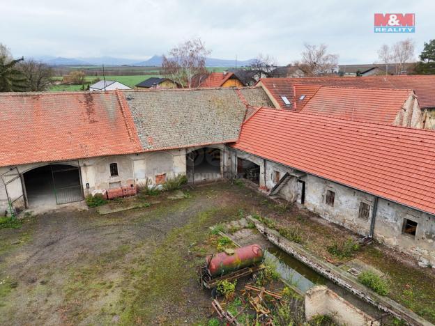 Prodej rodinného domu, Černiv, 320 m2