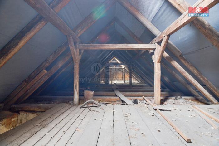 Prodej rodinného domu, Černiv, 320 m2