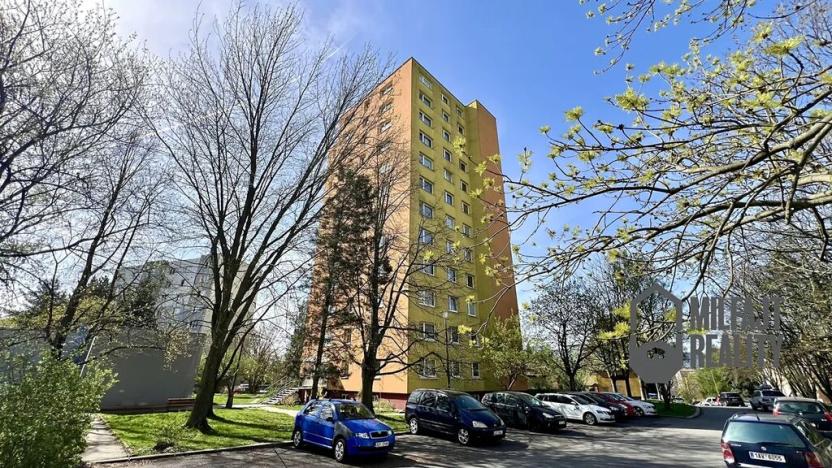 Pronájem bytu 2+kk, Liberec, Bezová, 39 m2