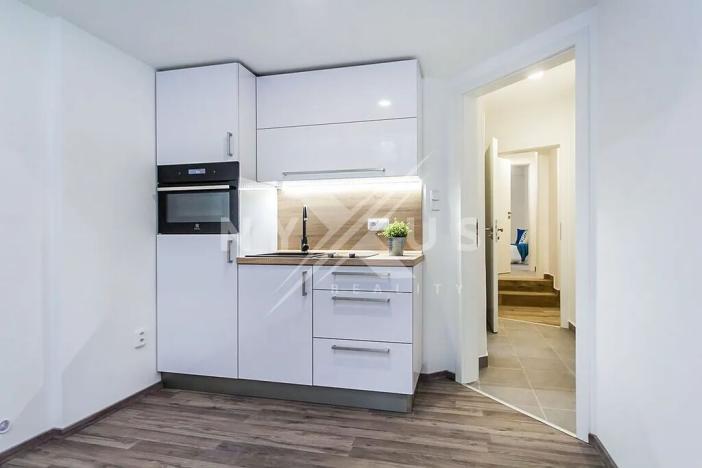 Prodej atypického bytu, Praha - Vinohrady, Polská, 88 m2