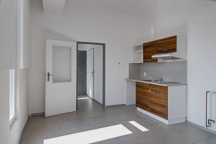 Pronájem bytu 1+kk, Pelhřimov, Slovanského bratrství, 19 m2