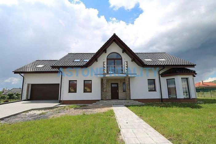 Prodej rodinného domu, Trnová, 370 m2