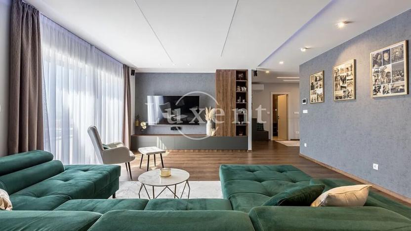 Prodej vily, Split, Chorvatsko, 360 m2