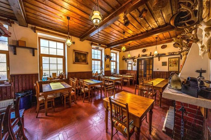 Prodej restaurace, Kladno, Štefánikova, 592 m2