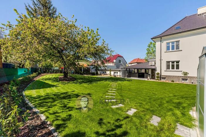 Prodej kanceláře, Lovosice, Sukova, 310 m2